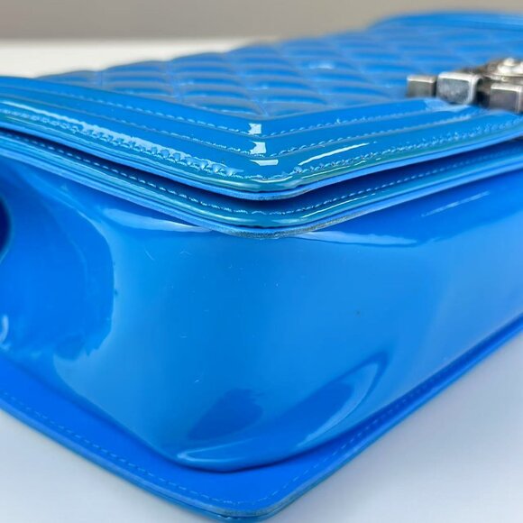 Chanel Blue Patent Leather Medium Boy Bag Shoulder Bag Crossbody - Picture 6 of 9